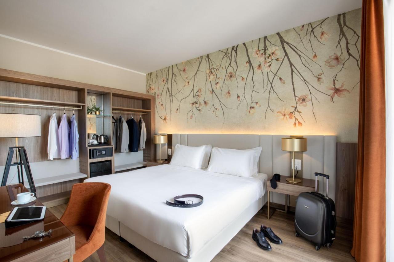 Hotel Della Piana Авеццано Экстерьер фото