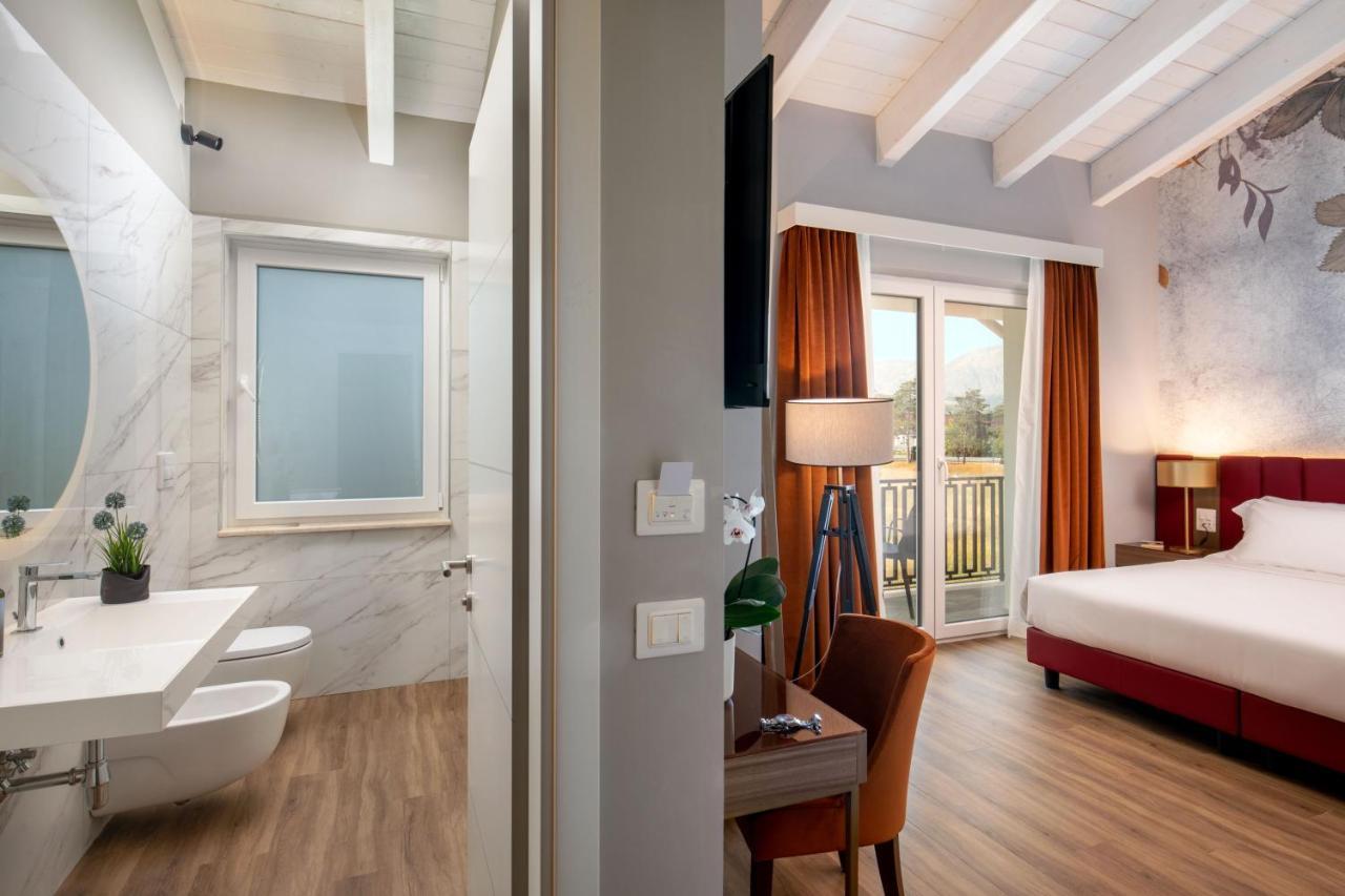 Hotel Della Piana Авеццано Экстерьер фото