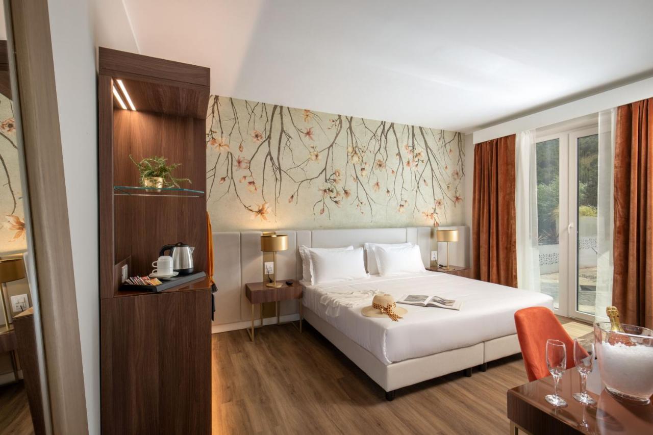 Hotel Della Piana Авеццано Экстерьер фото