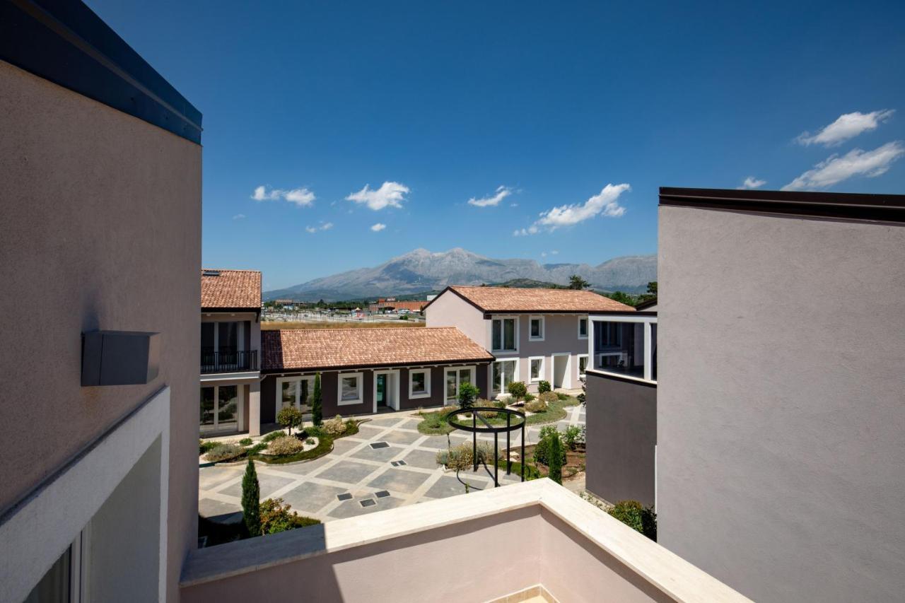 Hotel Della Piana Авеццано Экстерьер фото