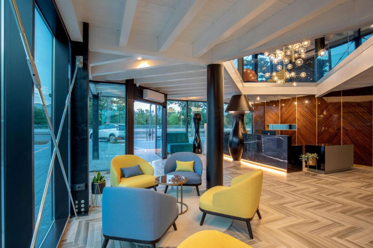 Hotel Della Piana Авеццано Экстерьер фото
