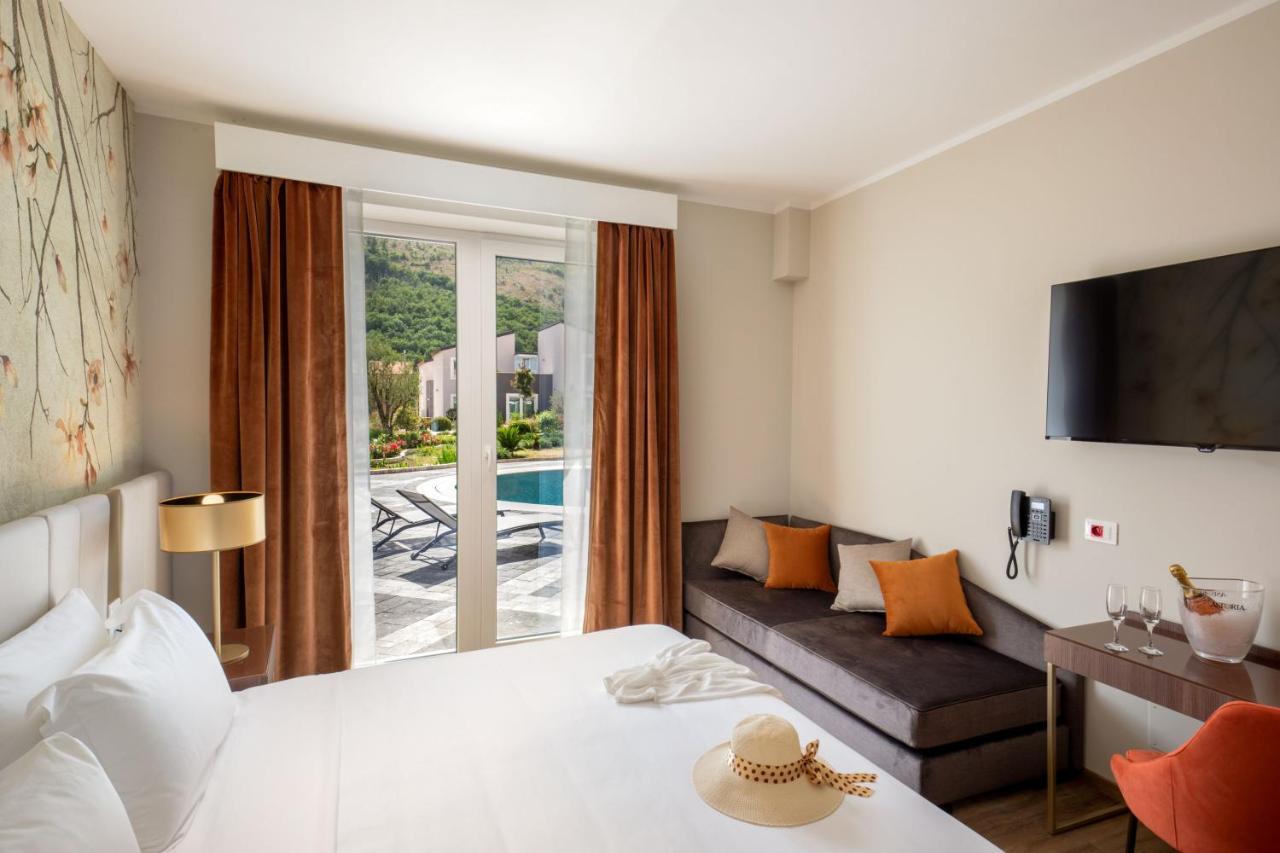 Hotel Della Piana Авеццано Экстерьер фото